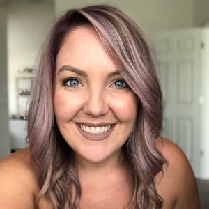 Meet your Posher, Arika